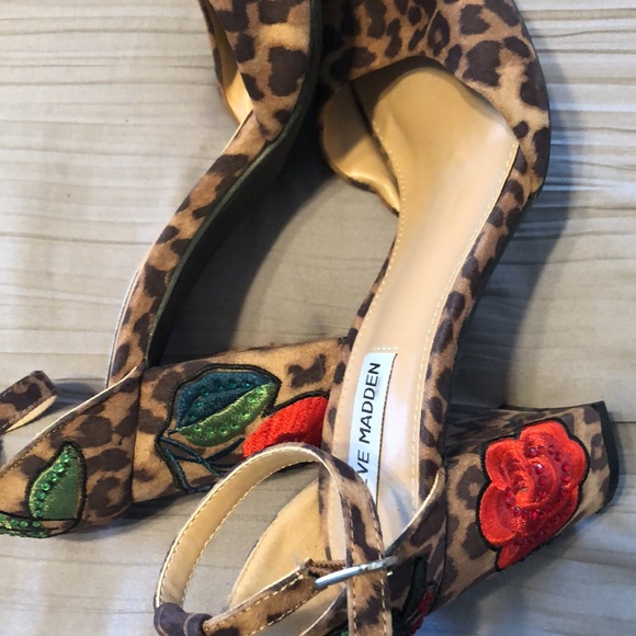 Chunk heels - Picture 3 of 3